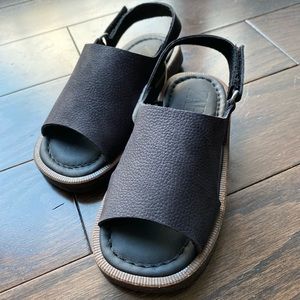 NWT Zara boy sandals